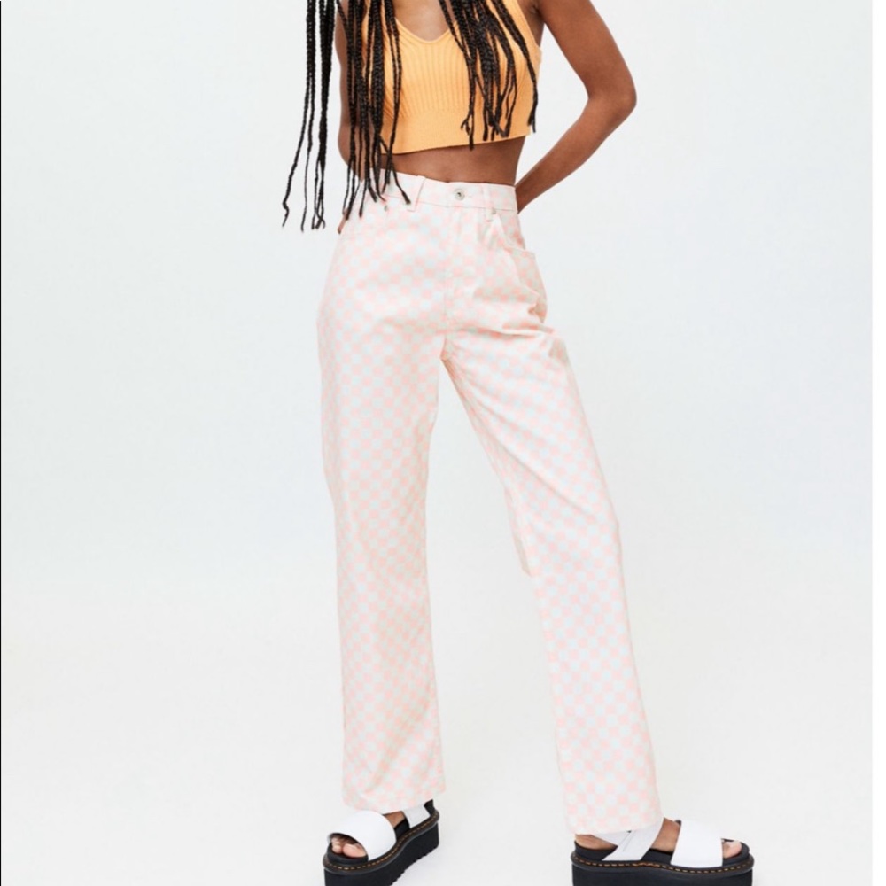 THE RAGGED PRIEST |  pink & white jeans